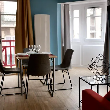 Appartement d'une chambre avec vue sur la ville balcon et wifi a Mers les Bains a 3 km de la plage C *